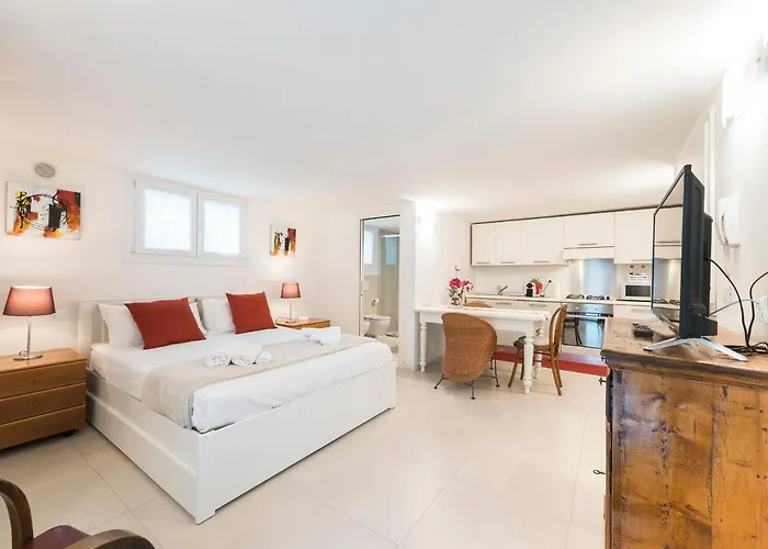 Sweet Studio IN GIARDINO